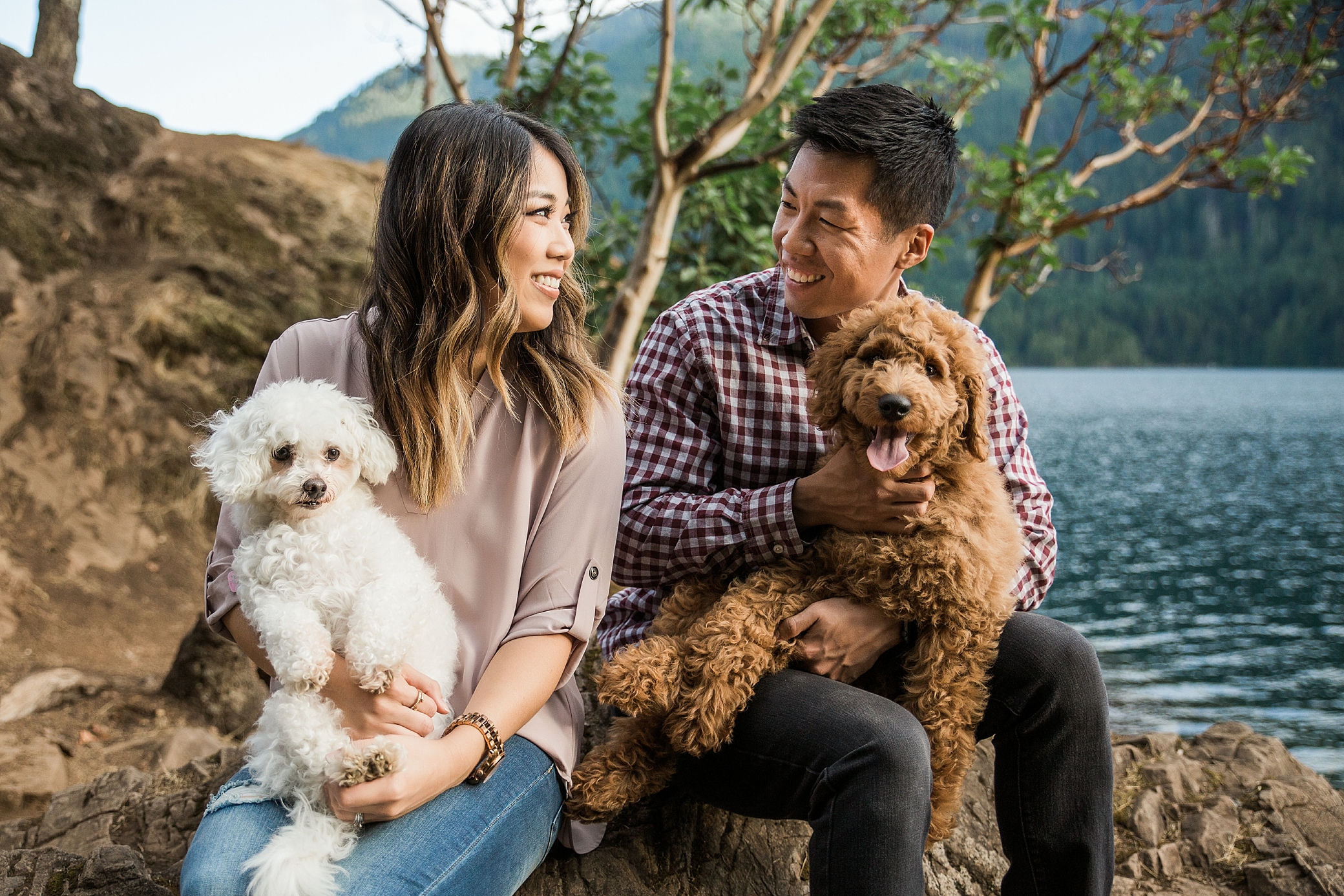 Family Portraits with Dogs | Megan Montalvo Photography 