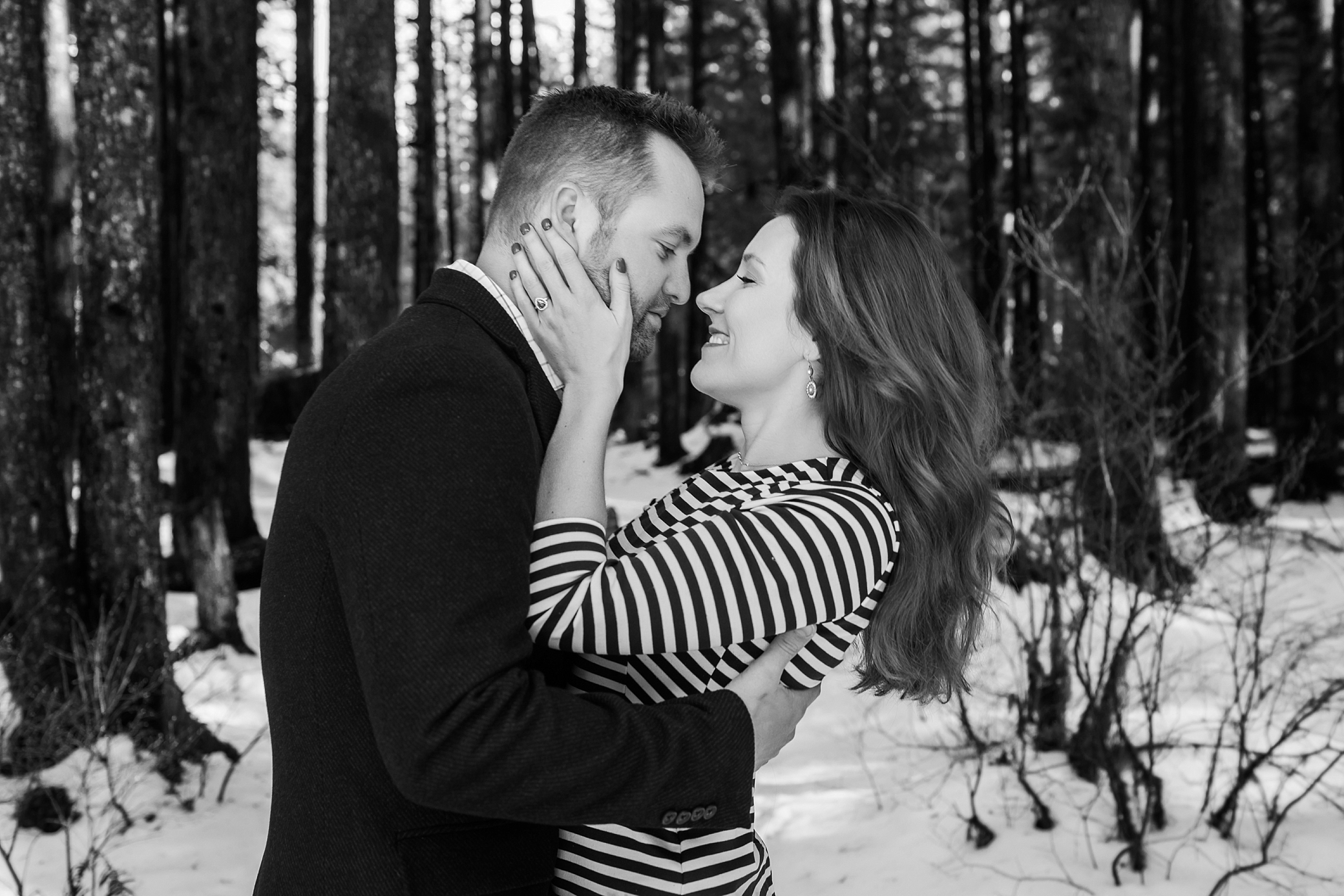 Kissing in the snow | Megan Montalvo Photography