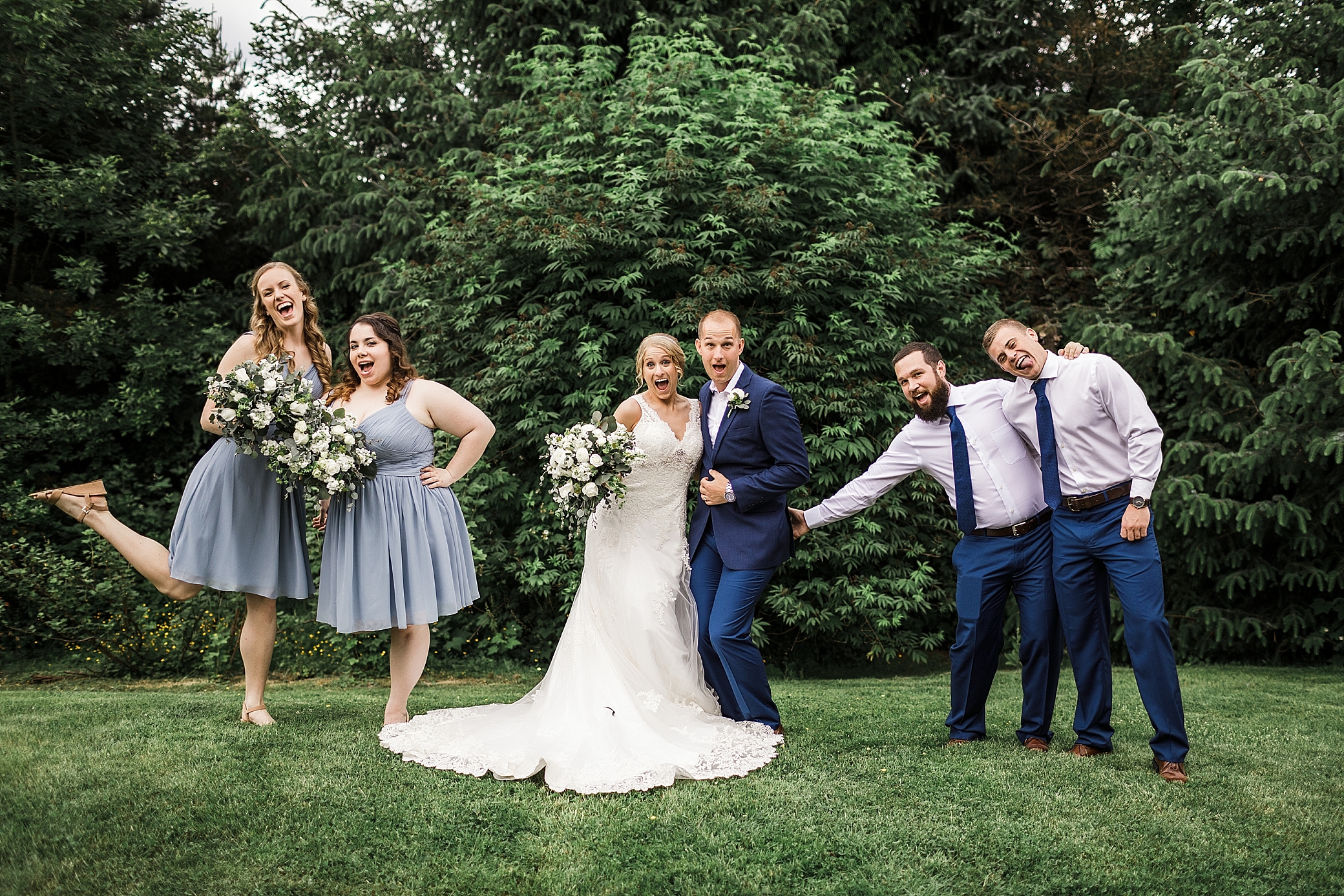 Wedding Party Photos at Willow Lodge | Megan Montalvo Photography 