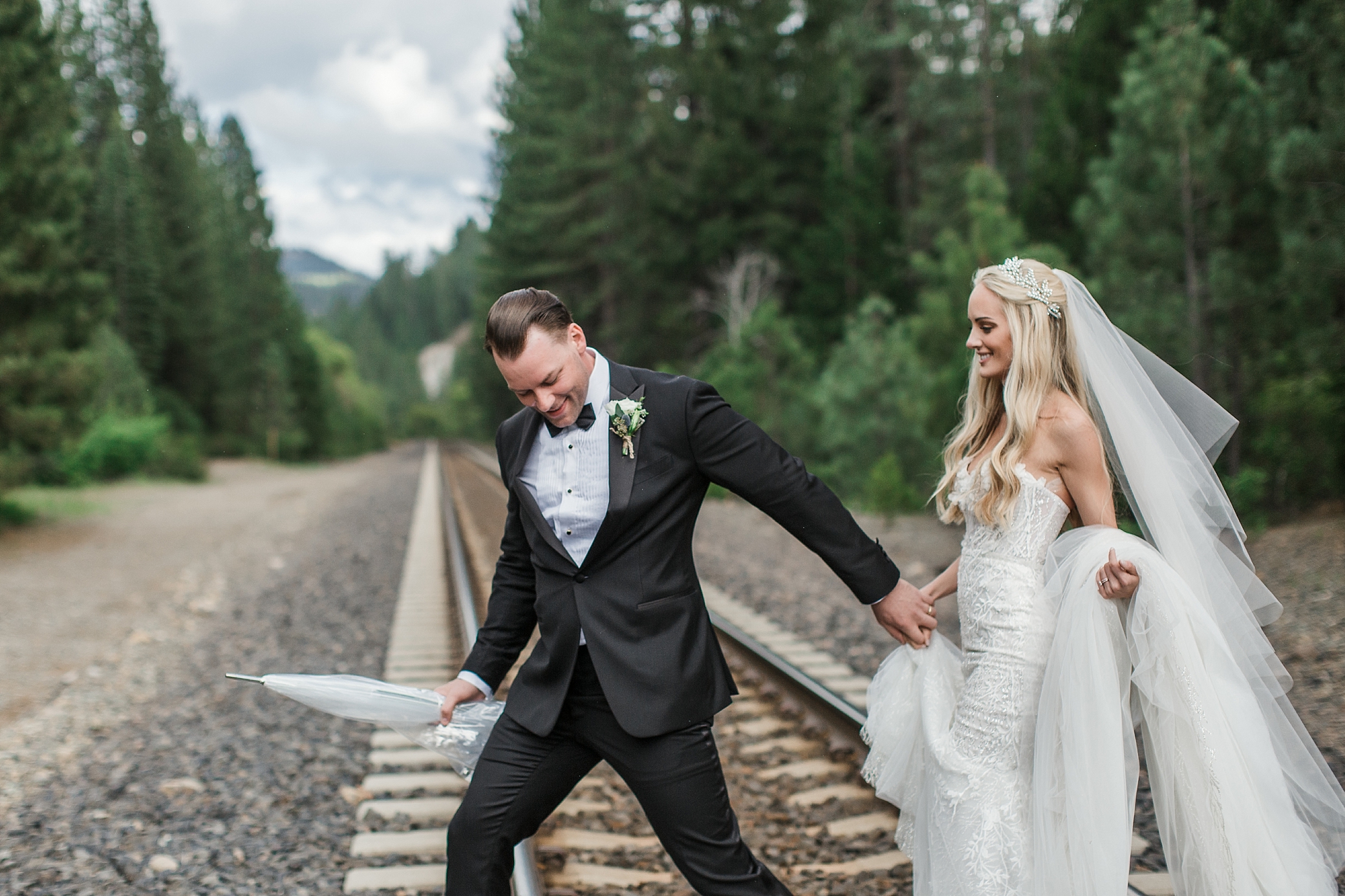 Twenty Mile House Wedding Photographer | Megan Montalvo Photography 