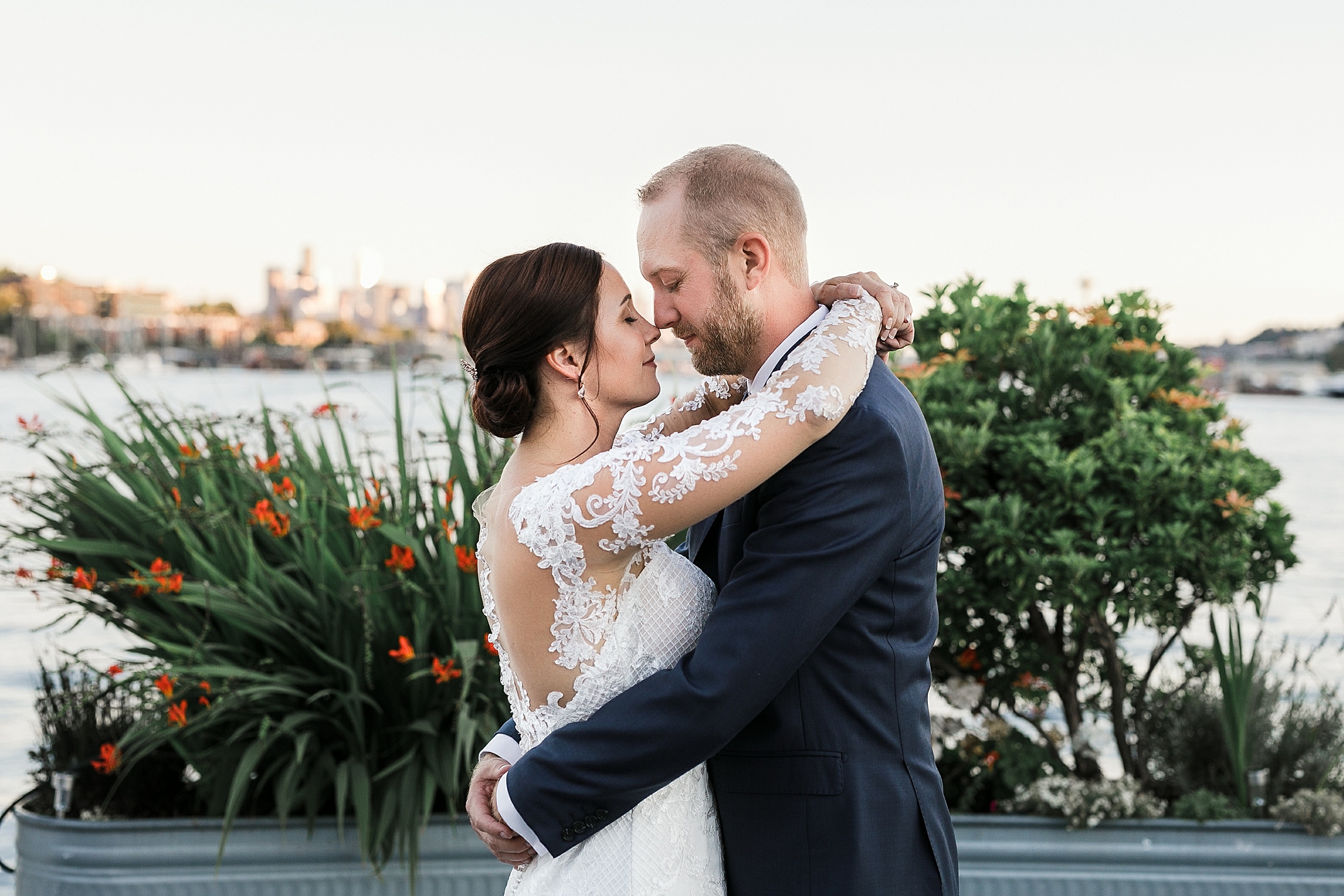 Seattle Waterfront Wedding with Seattle skyline views | Megan Montalvo Photography