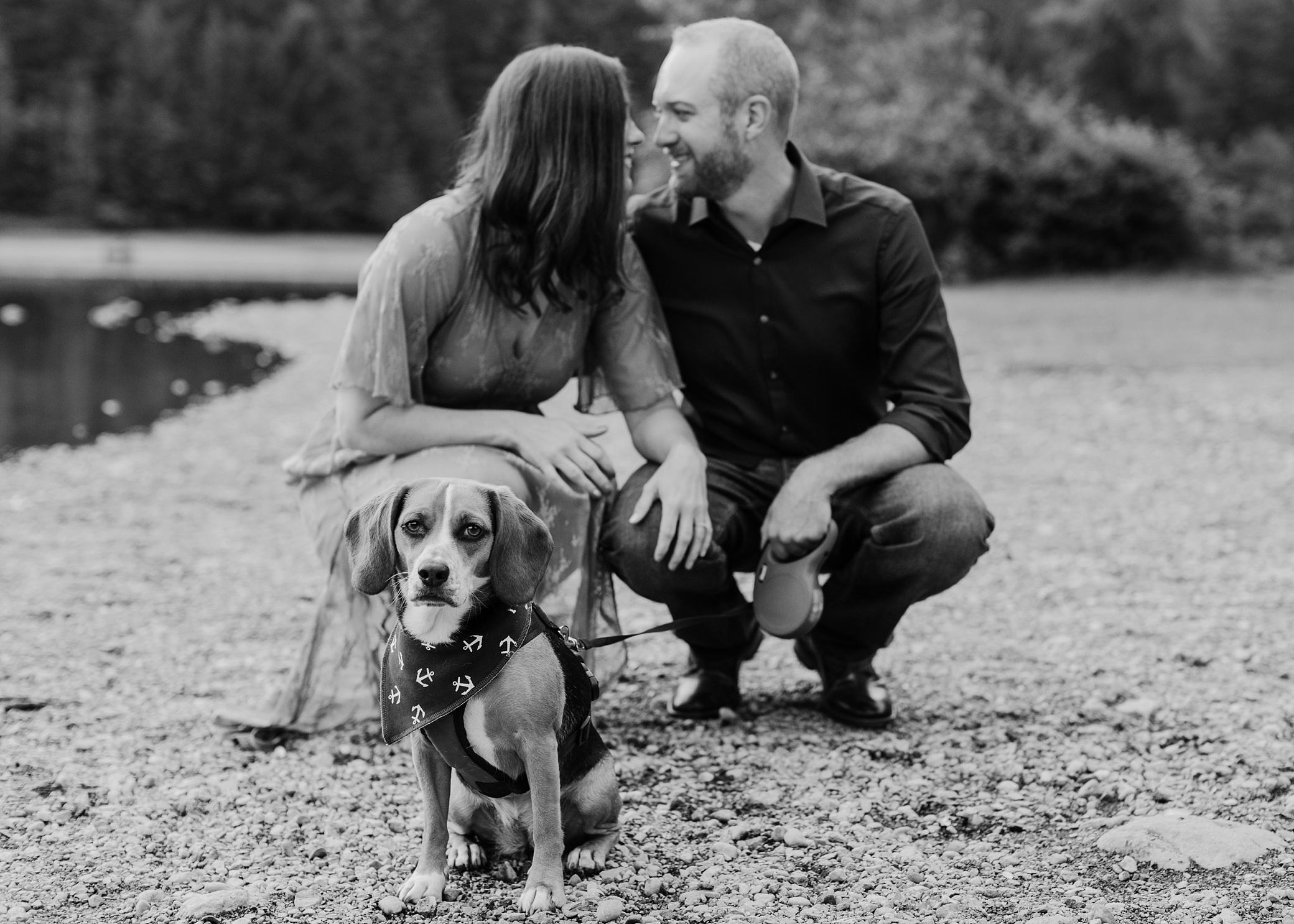 Seattle engagement session with dogs | Megan Montalvo Photography