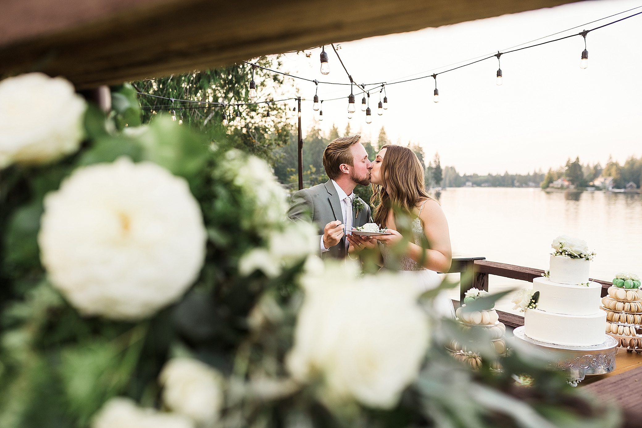 Intimate backyard wedding reception photographed by Seattle Wedding Photographer, Megan Montalvo Photography. 