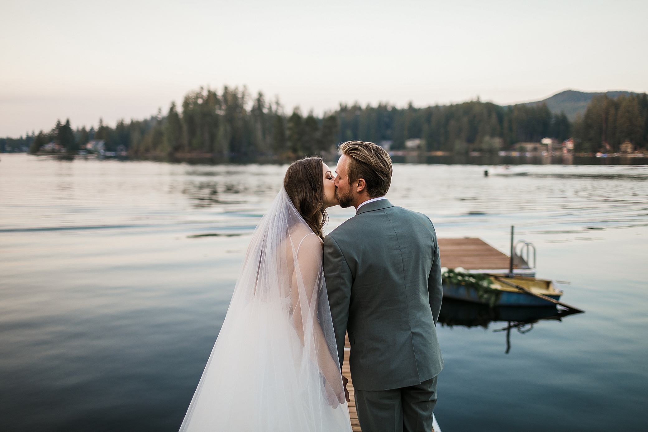 Lost Lake, WA Wedding | Megan Montalvo Photography