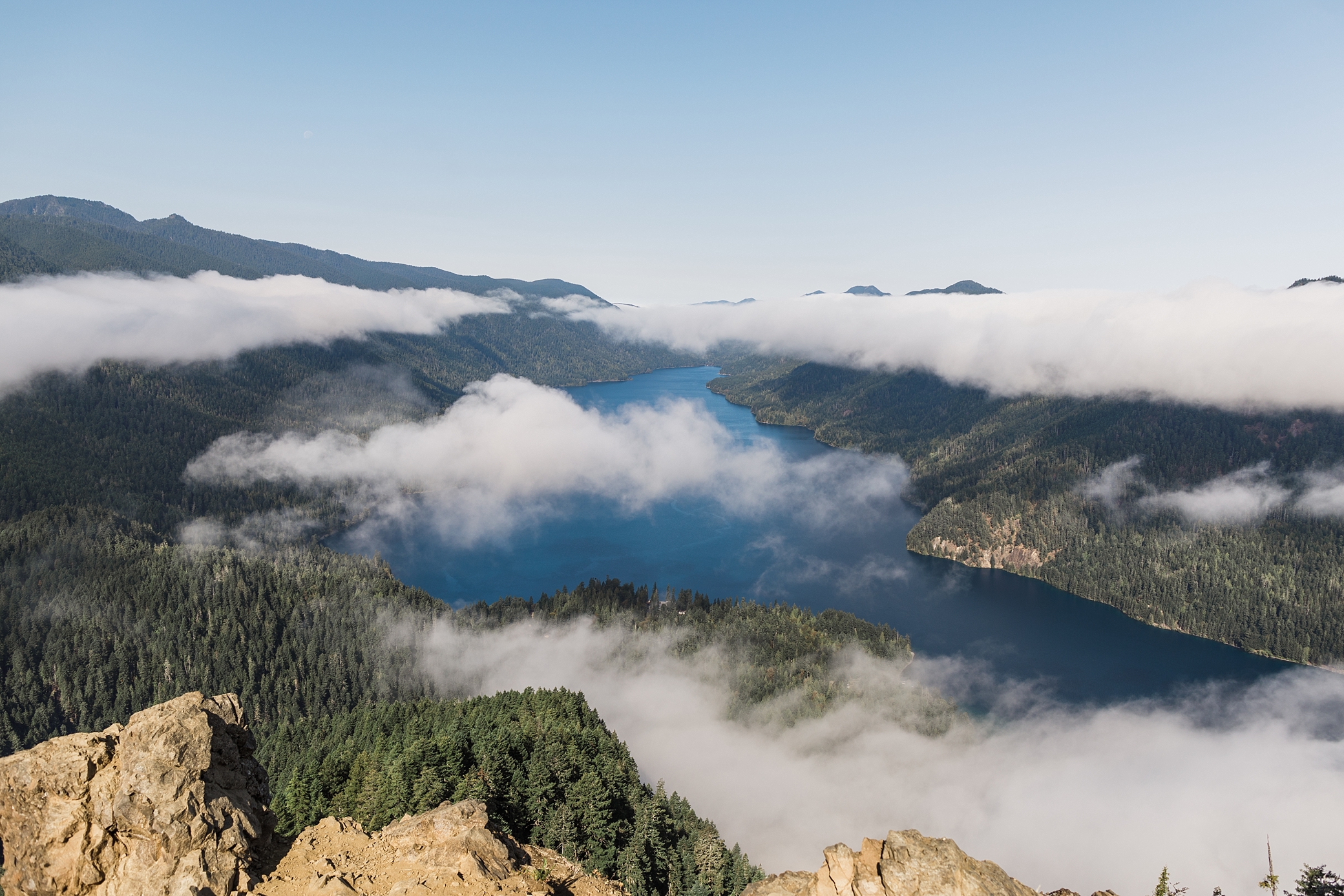 Mount Storm King hike overlooking Lake Crescent in the Olympic National Park | Megan Montalvo Photography 