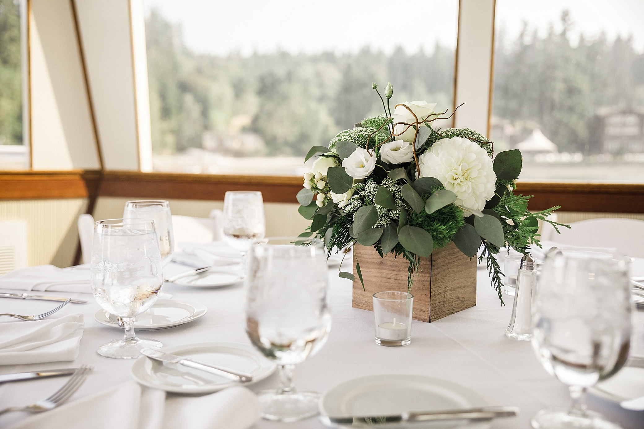 Wedding rehearsal dinner at Alderbrook Resort and Spa Lady Alderbrook. Photographed by Seattle Wedding Photographer, Megan Montalvo Photography. 