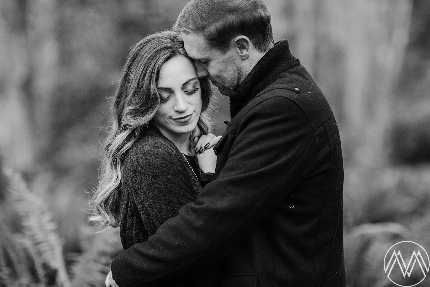 Tacoma Engagement Session along Five Mile Drive at Point Defiance Park. Photographed by Tacoma Wedding Photographer, Megan Montalvo Photography. 
