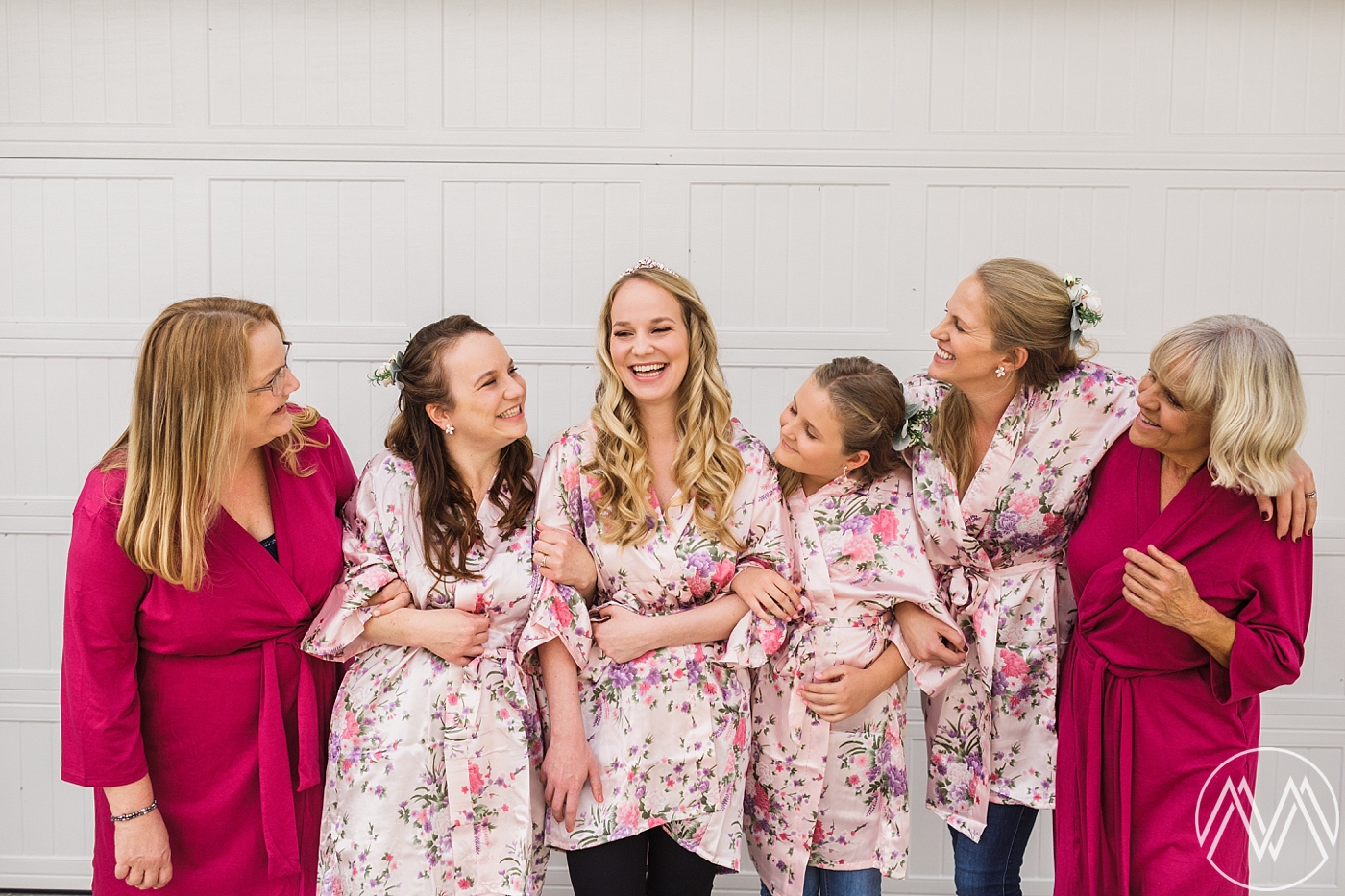 Bride and bridesmaids getting ready for Doe Lake Campground Wedding | Megan Montalvo Photography