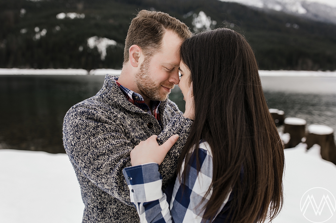 Snowy winter engagement session at Rattlesnake Lake with Tacoma Seattle Wedding Photographer, Megan Montalvo Photography. 