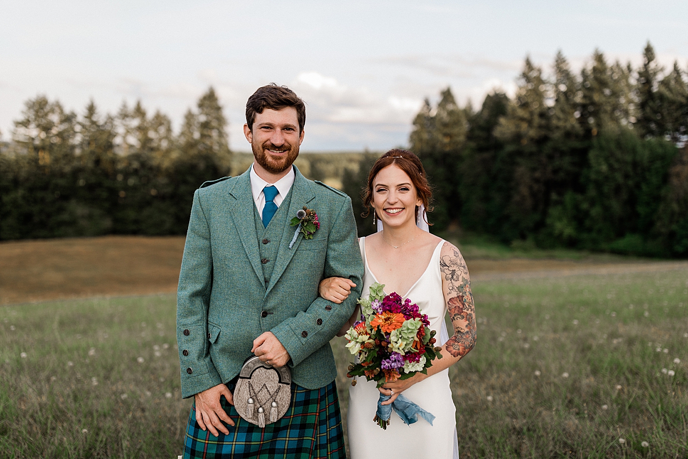 Bride and groom wedding portraits | Chehalis Wedding Photographer, Megan Montalvo Photography