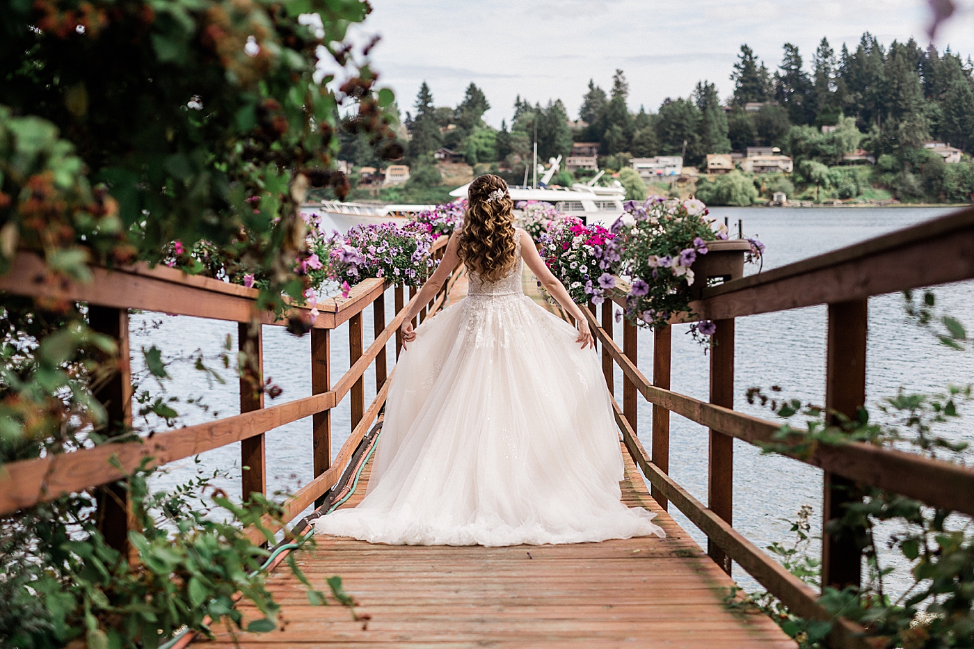Cedar Springs Wedding Venue | Port Orchard Wedding Venue | Bridal Portraits | Megan Montalvo Photography