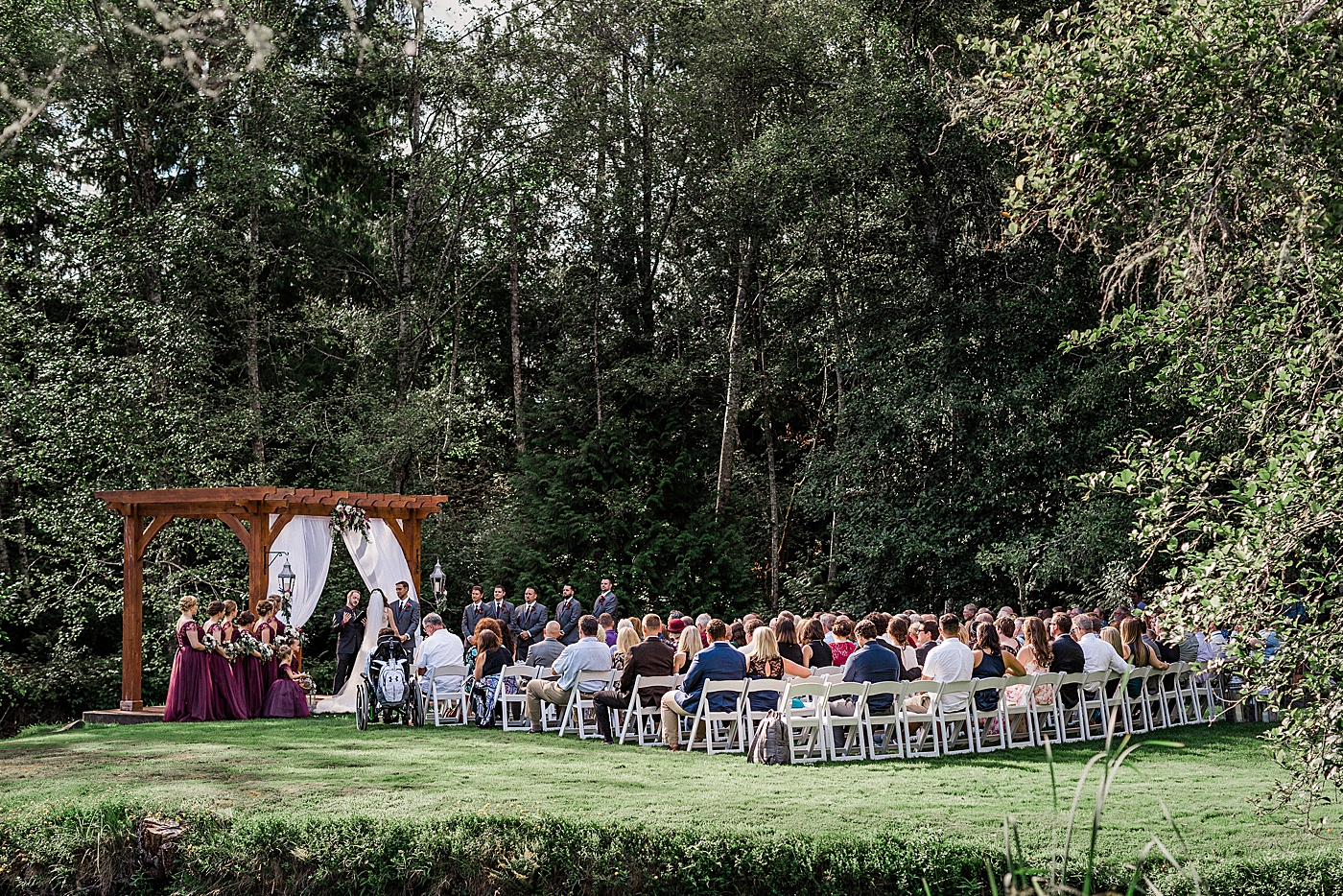 Summer wedding at Cedar Springs in Port Orchard, WA. Photographed by Tacoma Wedding Photographer, Megan Montalvo Photography. 