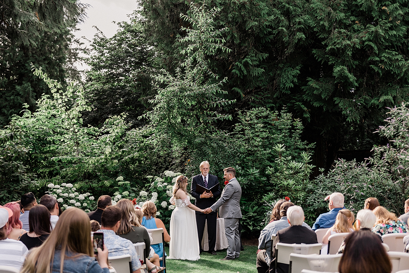 Intimate-Wedding-Dancing-Cedars-Olympia-Washington_0007.jpg