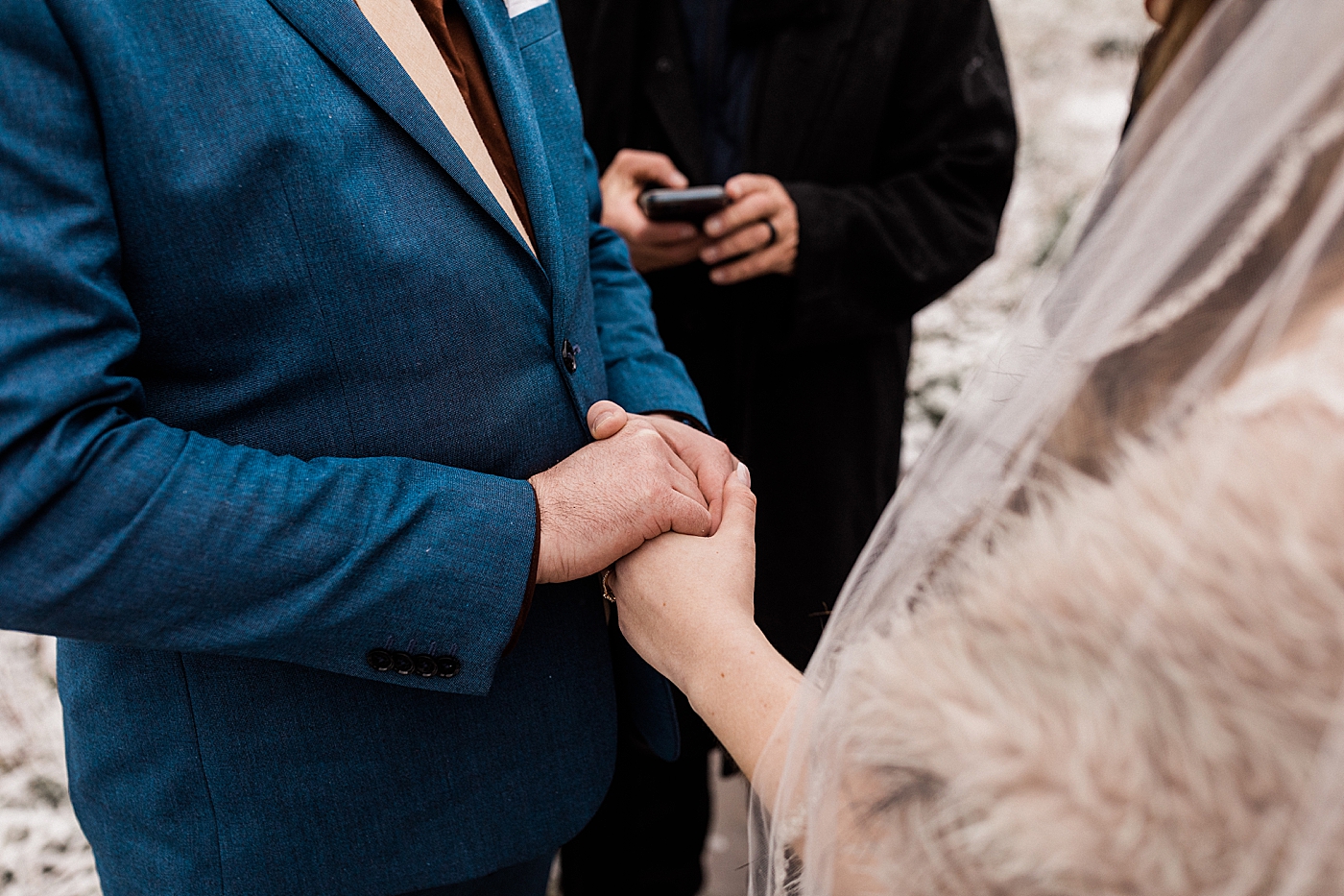 Winter elopement at Mount Rainier | Megan Montalvo Photography