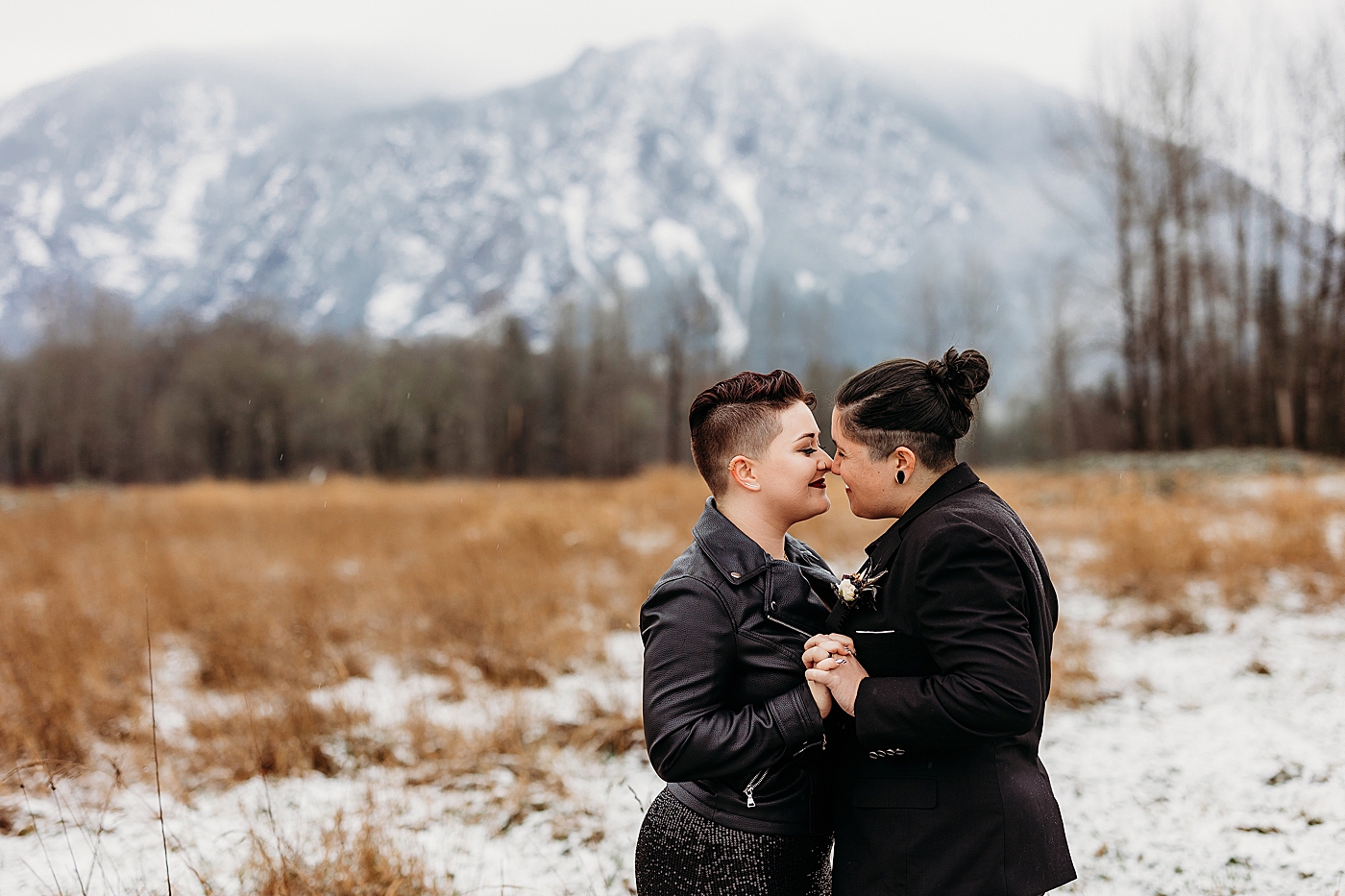 Couple portraits at Mount Si. Photo by Megan Montalvo Photography.