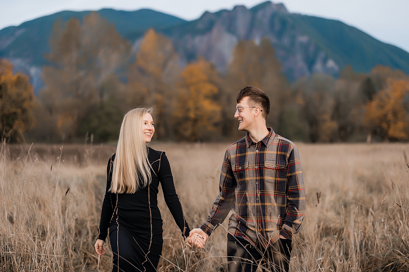 Fall engagement session at Mount Si. Photo by Megan Montalvo Photography.