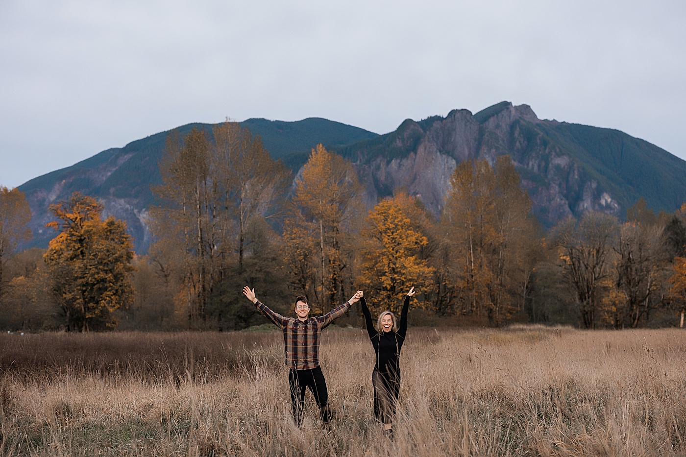 Fall engagement session in North Bend, WA. Photo by Megan Montalvo Photography.
