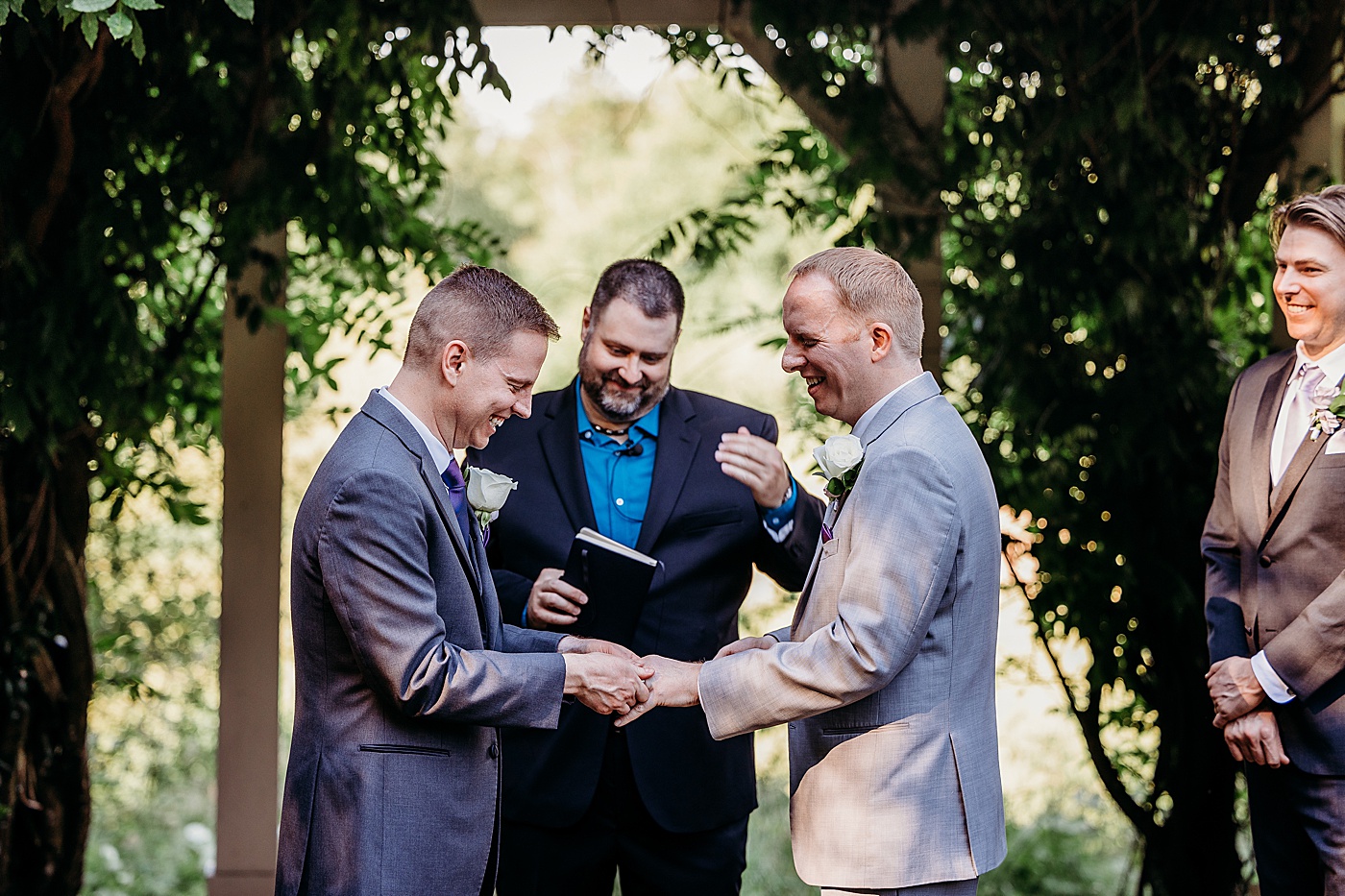 Ceremony at Sanders Estate, a Washington state intimate wedding venue | Megan Montalvo Photography